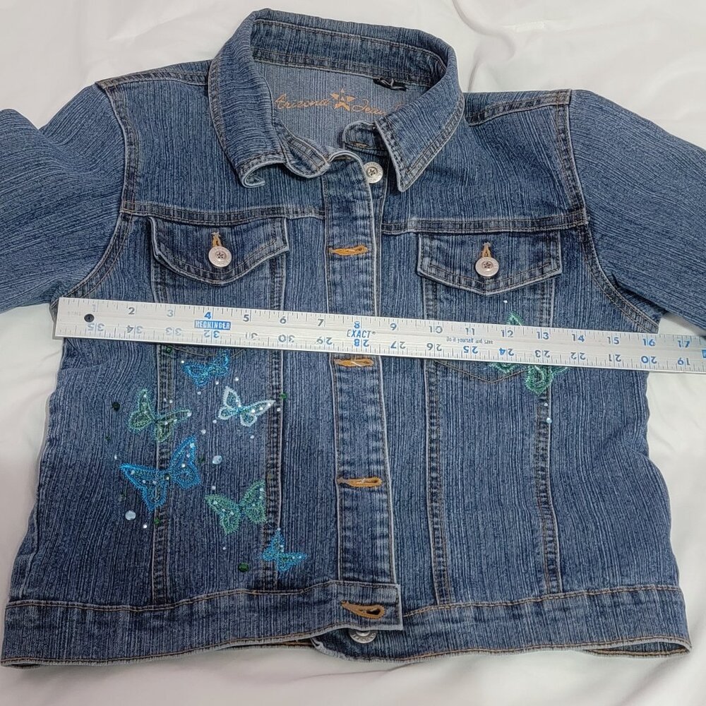 Arizona Jean Co. Juniors/Girls Medium Jean Jacket. Embroidered Butterflies. - Picture 7 of 9